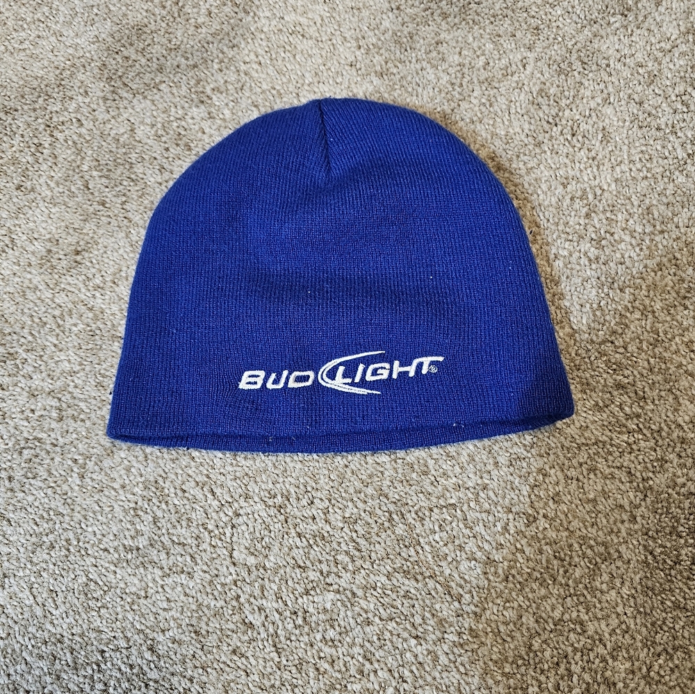 Budlight knit hat